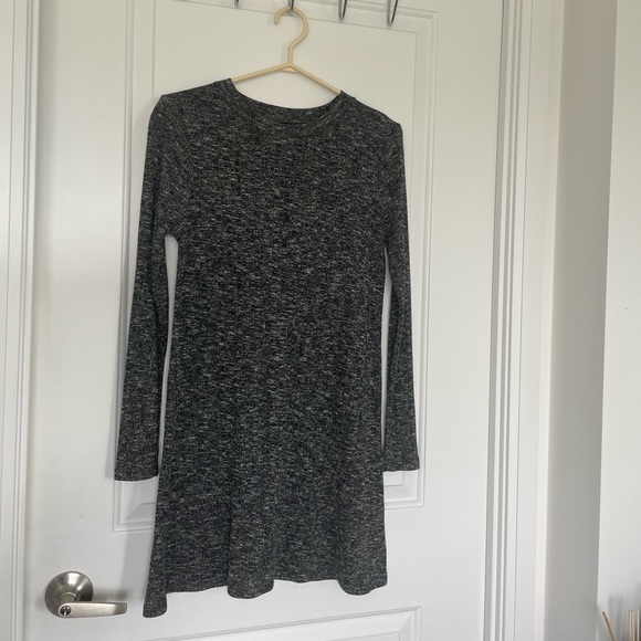 Dress - Picture 2 of 5